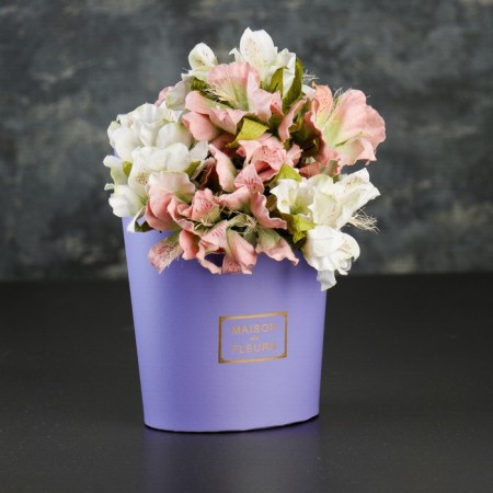 Carriage for flowers "Flowers packaging - carrying", 22 x 17.5 x 10 cm