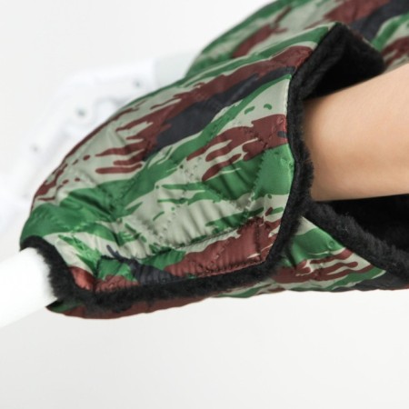 Mittens-Mufts on the handle of the stroller, 2 pcs., Quilted, camouflage color-1