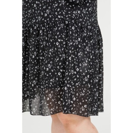 Women's dress, size 44-7