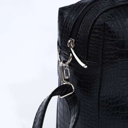Olivi-sakvoyzh bag on lightning, a long belt, black color-4