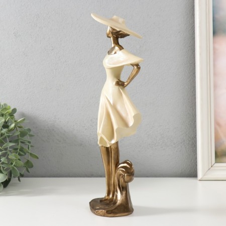 Polystone souvenir "Girl in a wide -brimmed hat" Sand with bronze 11x8.5x30 cm-2