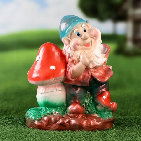 Garden figure "Good dwarf with a mushroom" 26cm