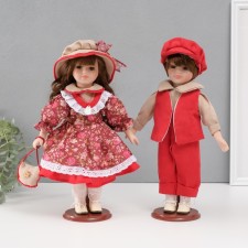 Doll collectible couple 