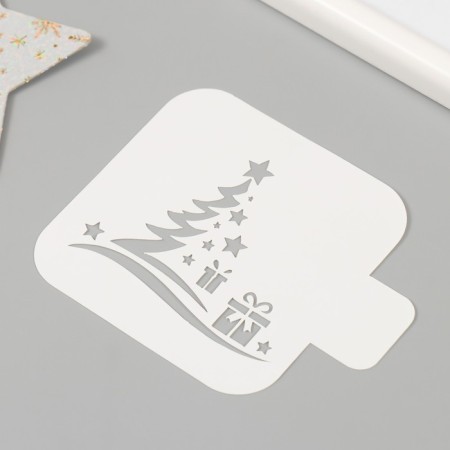 Plastic stencil "Christmas tree with a gift", size 9x9 cm-1