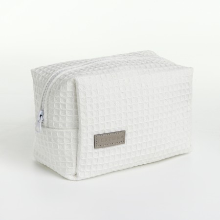 Cosmetic bag at the lightning textura, white color-1