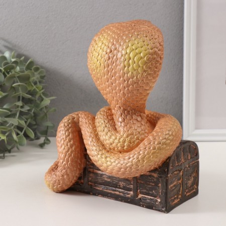 New Year's figure "Cobra on the chest" 20 x 17 x 12 cm.-3