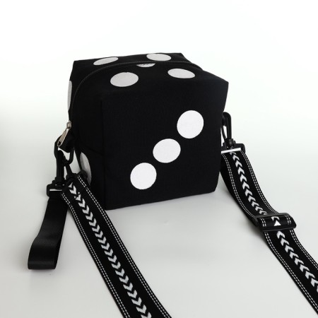 Bag Tap Cube, 16*15.5*15.5, lightning departure, string, black/white peas
