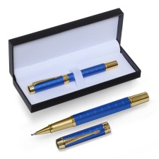 Gift Roller handle, in the leatherette case, the case is blue, gold