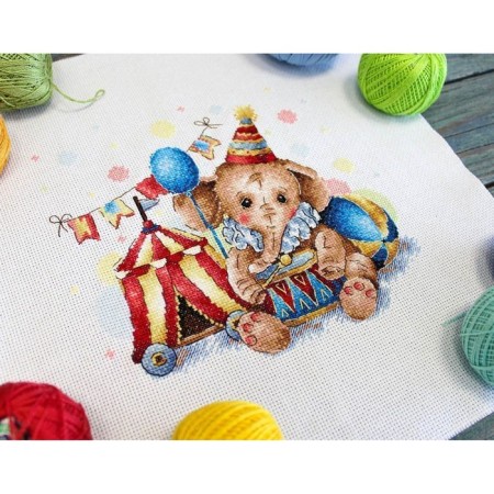 Embroidery set "Favorite Circus" 18 × 19 cm-2