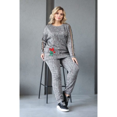 Female suit, size 54-1