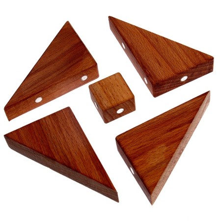 Magnetic puzzle according to the early development system, 5 parts-5