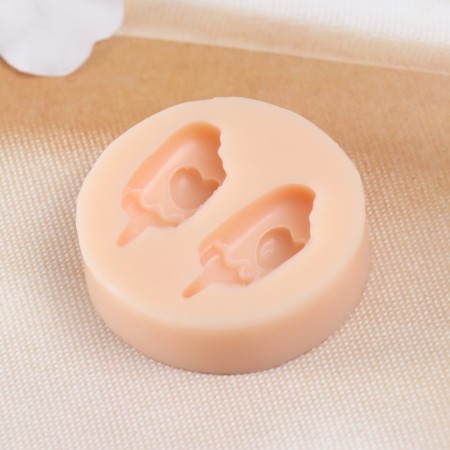 Mold Silicon "Eskimo with a heart" 3x1.5x0.9 cm-2
