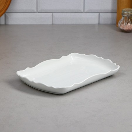 Wave plate, rectangular, 800 ml, porcelain, Iran