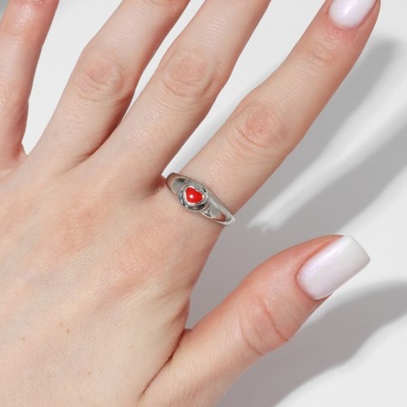 Amore ring is heart in a circle, pink color in silver, dimensionless-1