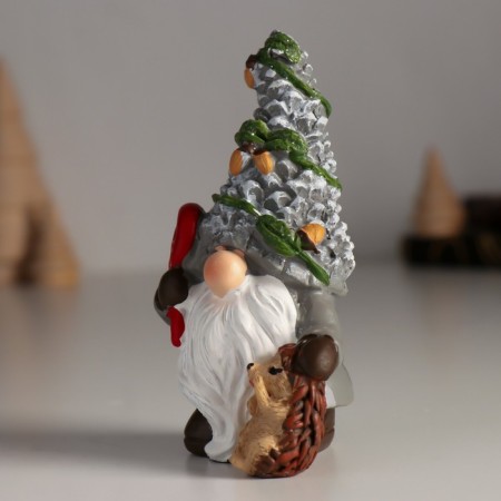 Polystone souvenir "Dwarf in a hat with cones, with a hedgehog and candy" 5.5x4.5x10.5 cm-3