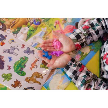 Activity a book with stickers and growing toys "Animal World", 12 p.-11