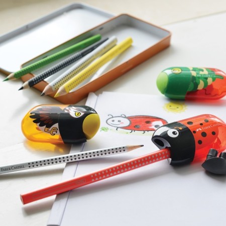 Plastic grinder with Faber-Castell Animals Eraser, 2 holes, container, mix-4