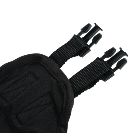 A mask for a horse with a limiter of vision, black-7
