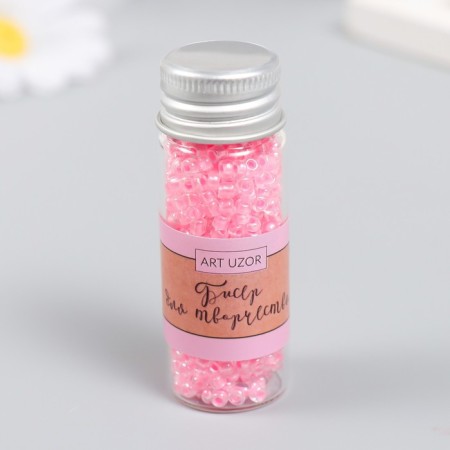 8/0 beads in the bottle "translucent with a centrality. Fuchsia" shines under UV 20 g 6x2x2 cm