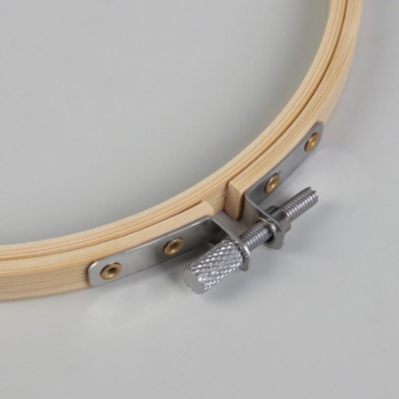 Embroidery hoops, d = 15.3 cm, color is light wood-2