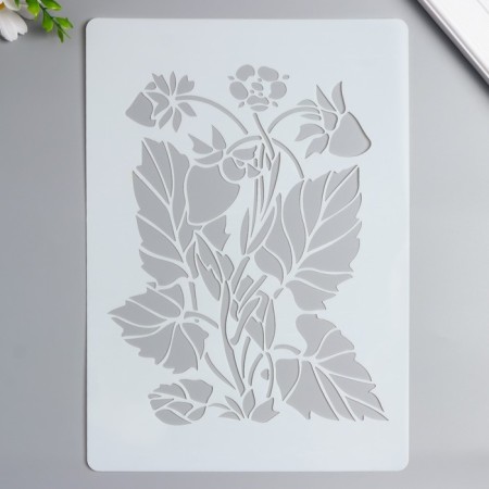 Stencil plastic "Strawberry bush" 29.7x21 cm