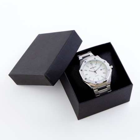 Men's wristwaters, with calendar, D-4.4 cm, strap L-26 cm, 3 atm-3