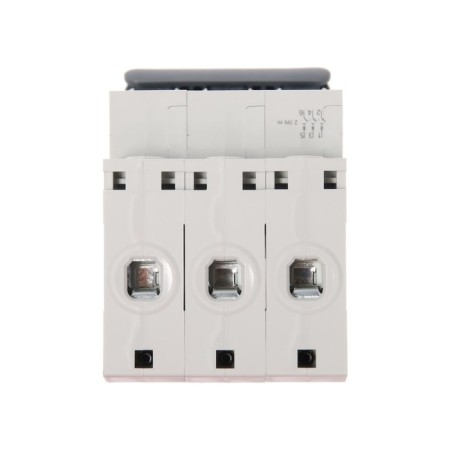 The circuit breaker SE CITY9 SET, C, 40 A, 3P, 4.5 KA, 400 V-4