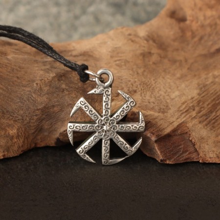 Kolovrat amulet, Pueter metal, art casting