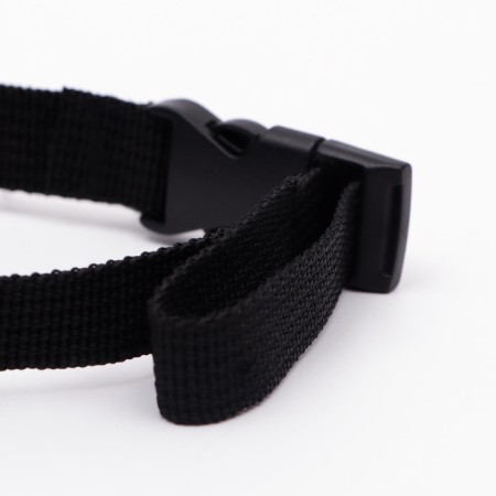 The muzzle is textile, size 4 (length on the nose is 5 cm, muzzle 23 cm), black-4