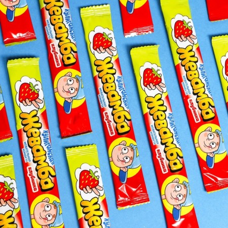 Chewing candy "Hooligan Zhevamba" strawberries, 12 g