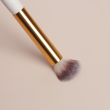 Make-up brush "White", 18 (+/- 1) cm, white color-4