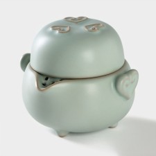 A set for the tea ceremony Ceramic 