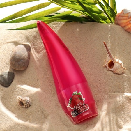 Multifunctional face and body "Aloe Vera", strawberry