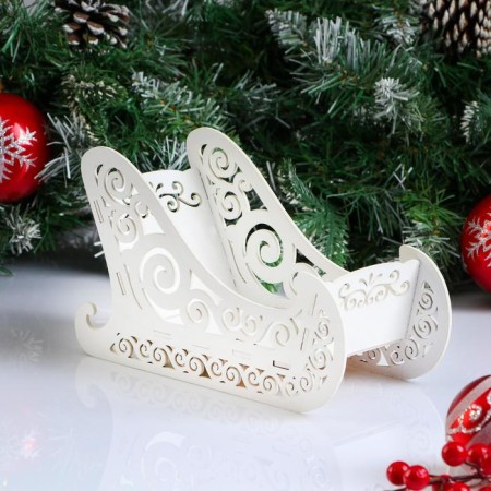 New Year. Wooden Kashpo, 23 × 10 × 14 cm "New Year. Sledi", gift packaging, white
