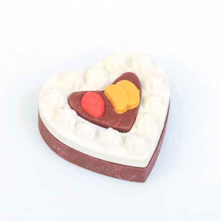 Figure eraser "cake"-1