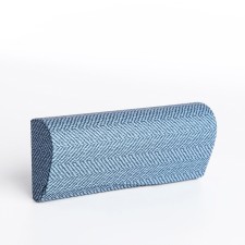 Case for glasses on the cracker, the color is blue