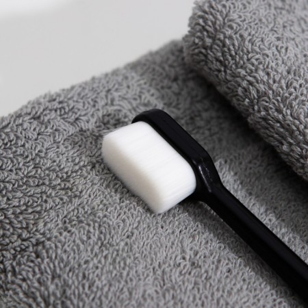 Super -meek toothbrush, 10,000 bristles, flat, black-2