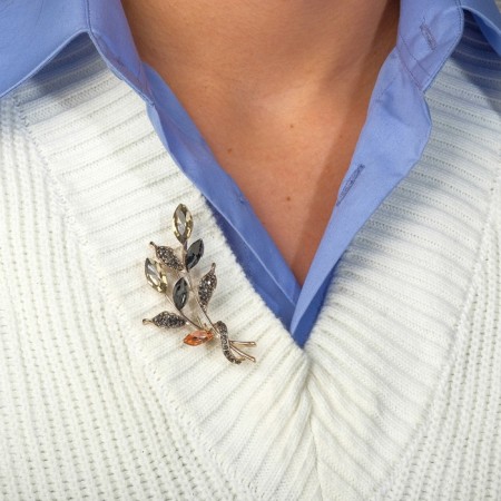 Brooch "Victor", colored in coffee gold-2