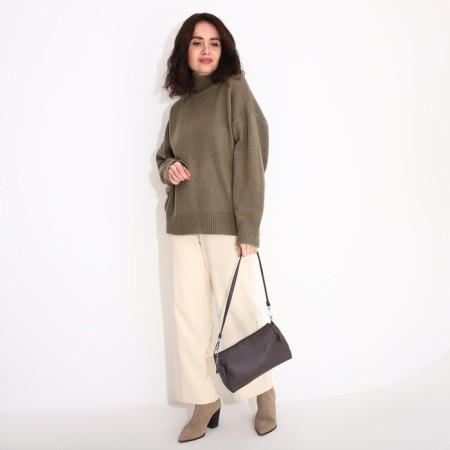 Cross-Bodi Bag on a zipper, the color is gray-brown-7
