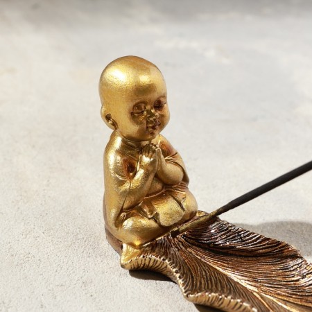 Buddha Gold Buddha stand-5
