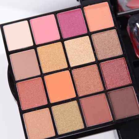 A set of professional cosmetics "Miss Young" No. 18-3