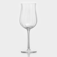 A glass of glass for the wine Magistro 