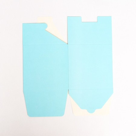 The box is folding, square, blue, 12 x 12 x 12 cm,-3