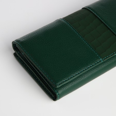 Women's wallet on magnet, green color-3