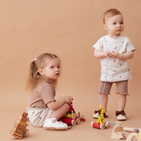 Costume (T -shirt and shorts) Kroshka I am Olives, p. 62-68-3