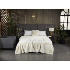 Sofi de Marko “Richard” bedspread, size 210x230 cm, milk color