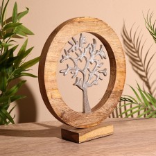 Interior souvenir in the wooden ring 