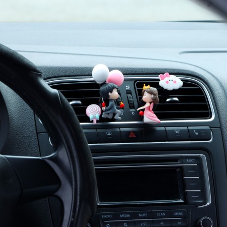 Toy in a car deflector, a couple in love, K3-3
