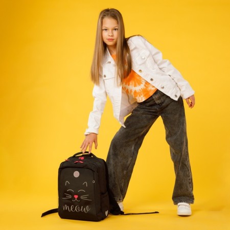 School backpack, 39 x 26 x 17 cm, Grizzly 366, ergonomic back, black RG-366-4_1-11