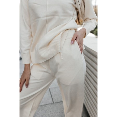 Female ISee suit, size 44, milk color-12